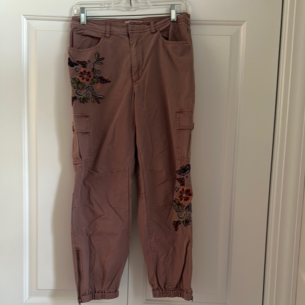 Sundance Mauve Cargo Pants with Floral Embroidery Size 4